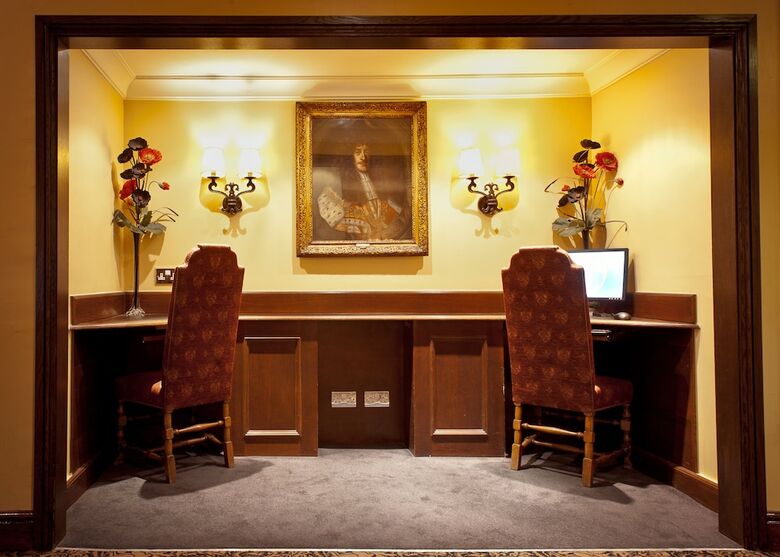 Bull Hotel