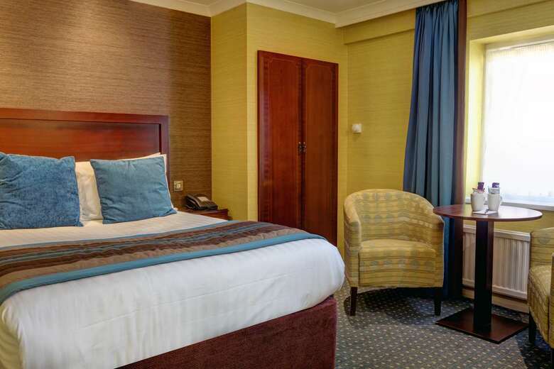 Bull Hotel