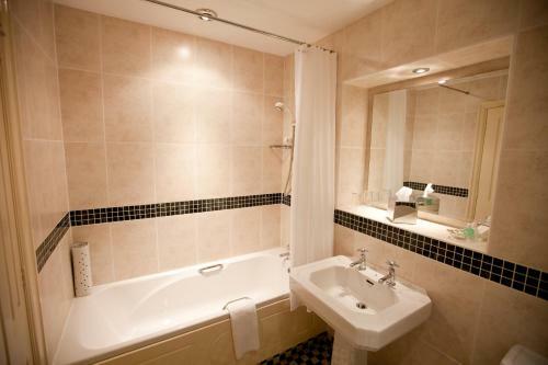 Ringwood Hall Hotel