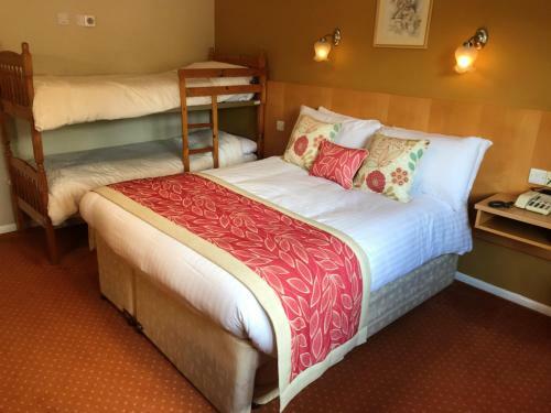 Sandpiper Hotel & Restaurant