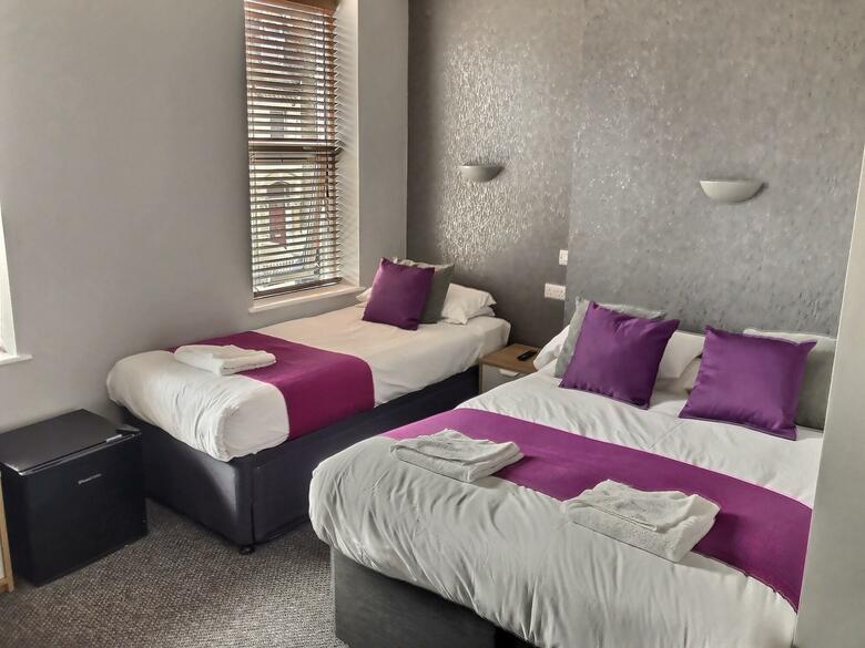 Hostal Chelsea Hotel