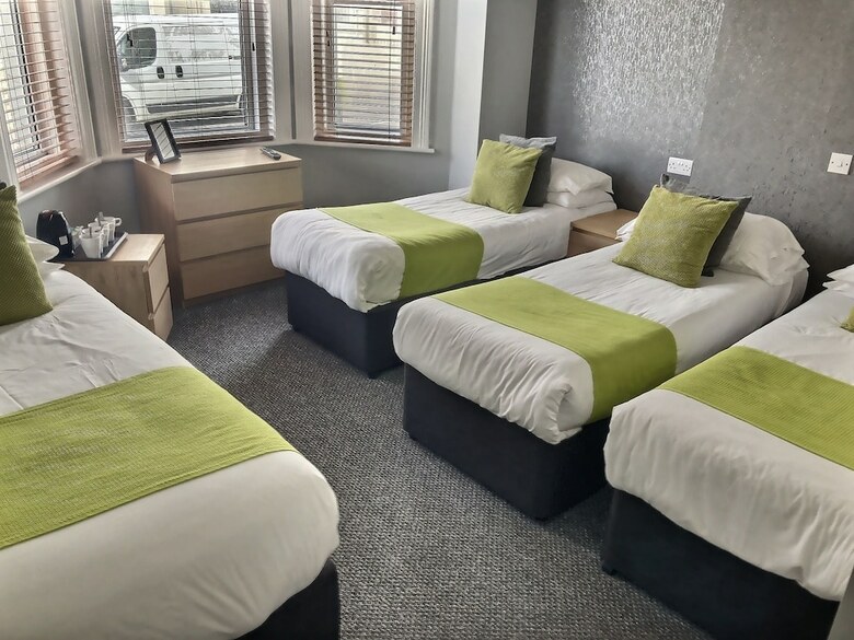 Hostal Chelsea Hotel