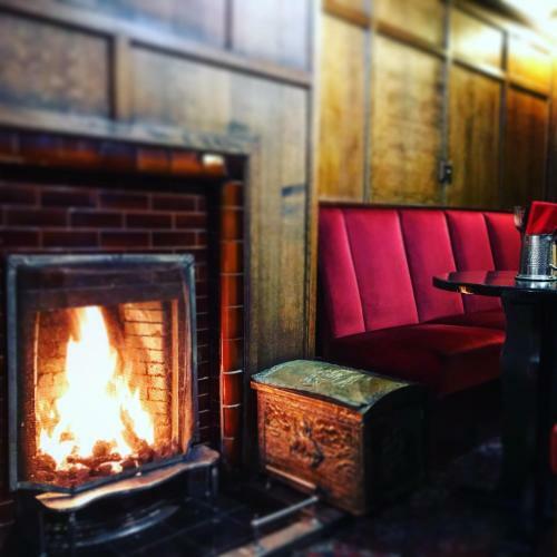 Hostal Kings Arms Hotel