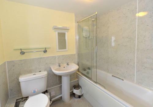 Hotel Auld Cross Keys Inn