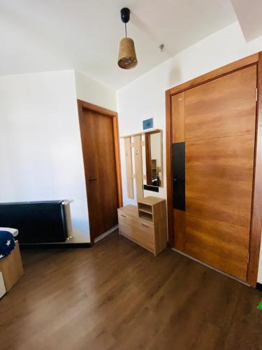 Marshall Apartment 202