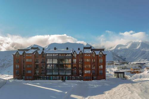 Redco Alpic Studio Apartment Near Gondola