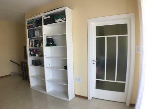 Corner Townhouse 1km From University