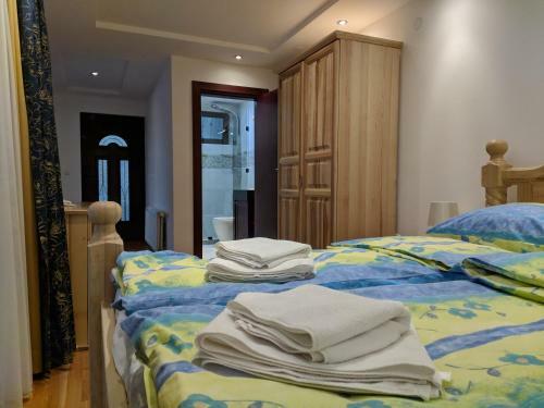 Hotel And Restaurant Abas