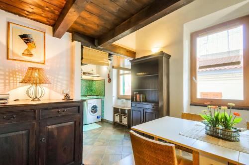 Apartamento Emerald, Stylish Home! In Centro, Tranquillo, 100 Metri Al Mare! Alghero
