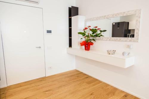 Calabona's Promenade Apartment