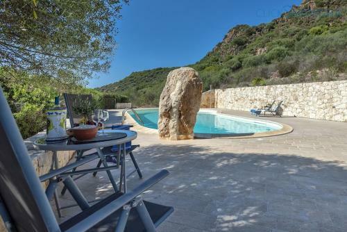 Villa Verde Con Piscina Indipendente Con 5 Camere E 4 Bagni