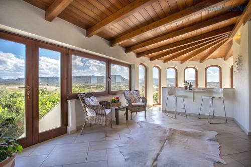 Villa Verde Con Piscina Indipendente Con 5 Camere E 4 Bagni