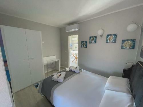 Las Floridas Apartment
