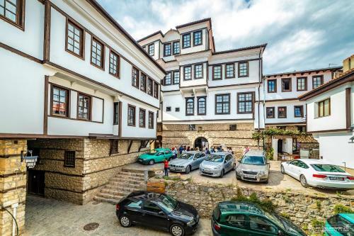 Urania Apartments