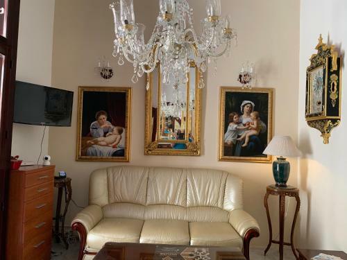 Hostal Santa Marija House