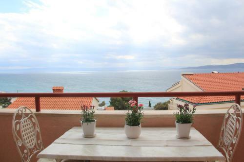 Comfort Sea View Apartment With Two Bedrooms