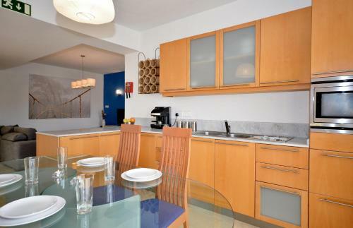 Hostal City Living Suite Tk 3 Rm 1