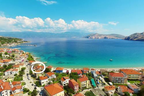Apartment Bojan With Terrace And Sea View