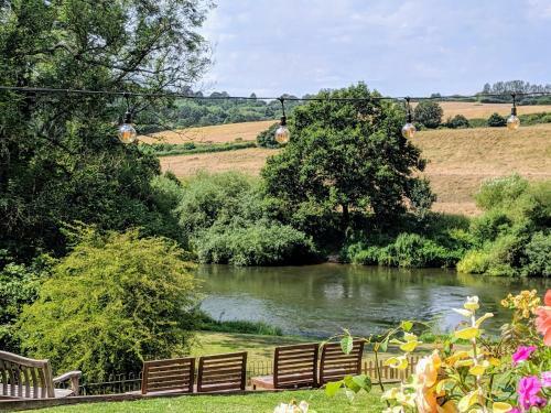 Hostal Worralls Grove Farm House Bed & Breakfast