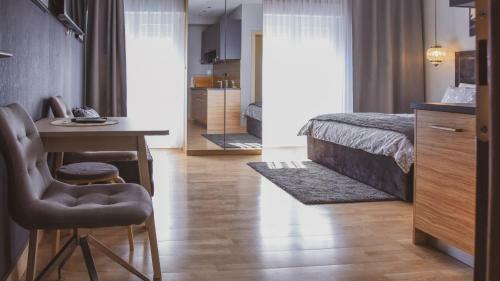 Apartmani Kameno Sidro