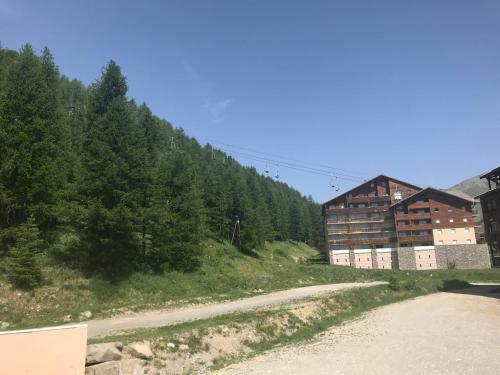 Apartamento Studio Chaleureux � La Foux D?allos