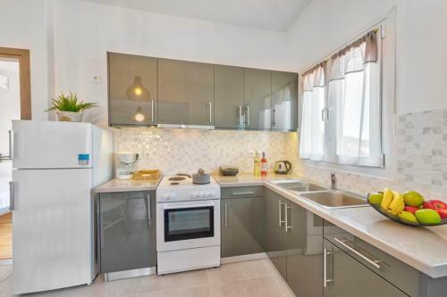 Villa Oceania House With Sea View