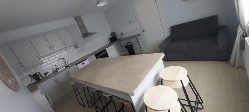 Tievebane Luxury Accommodation, Burnfoot By Wild Atlantic Wanderer