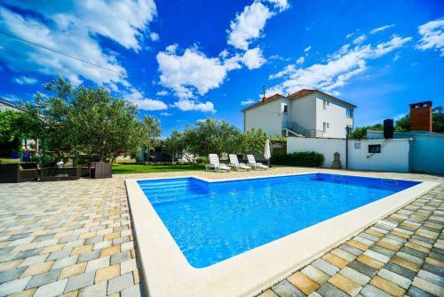 Apartment In Biograd Na Moru 35590