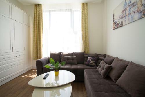 Luxury Apartment In Tivat Centre W/ Parking - 1br