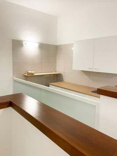 Ground Floor Central Valletta Home With Own Entrance