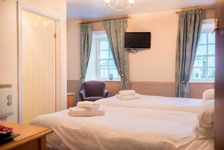 Hostal Wellington Hotel