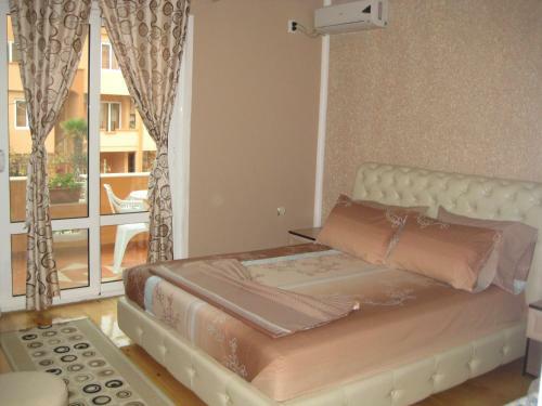 Bed & Breakfast "holiday" Apartments & Rooms