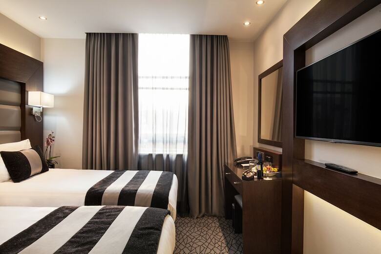 Hotel Park Grand Paddington Court
