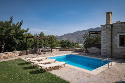 Villa Koules Estate, Simplicity & Natural!