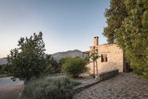 Villa Koules Estate, Simplicity & Natural!