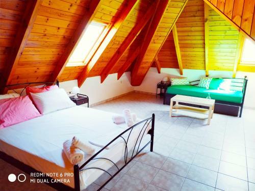 Apartments Onar