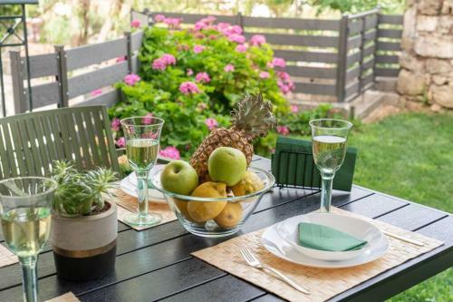 Apartamento Central & Elegant Suite With Private Garden