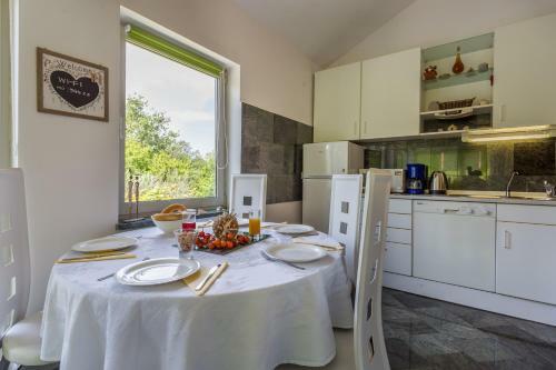 Hotel Molnar Resort Villa Mimoza & Apartment Nea