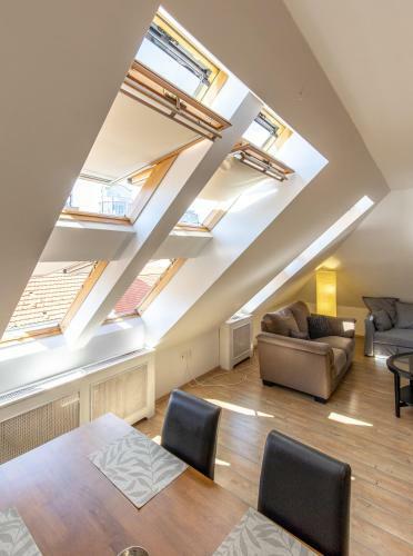 Gozsdu Court Premier Apartment