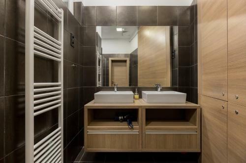 E14 Design Hostel