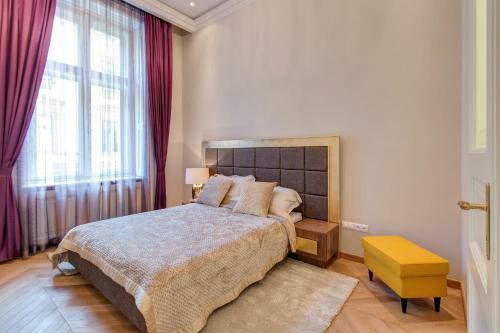 Apartamento Count Zrinyi Luxourious Residence
