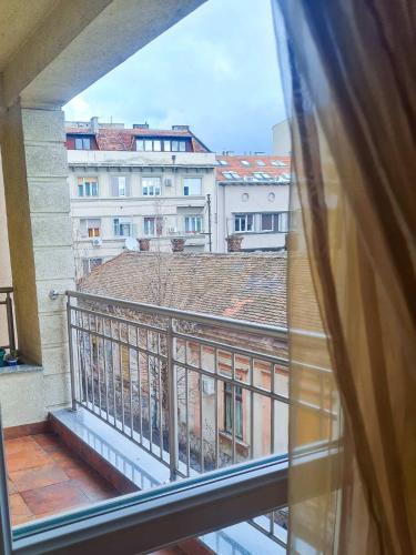 Temple Lux Apartment