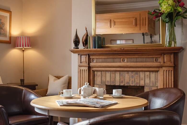 Hostal The Abbey