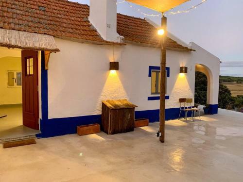 Charming 2-bedroom House In Alcacer Do Sal