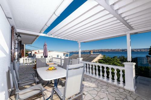 Apartamentos House Petra On The Beach-sea