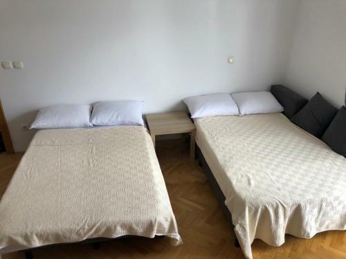 Apartment Simona In Sne?nik, Vrnja?ka Banja
