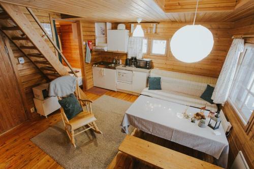 North Story Cottages Near Ruka