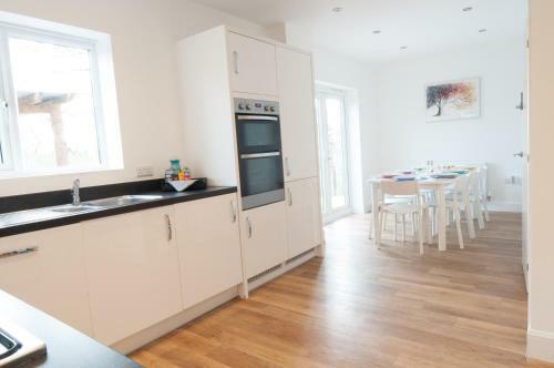 New And Luxurious, 4-bed House In The Peak District