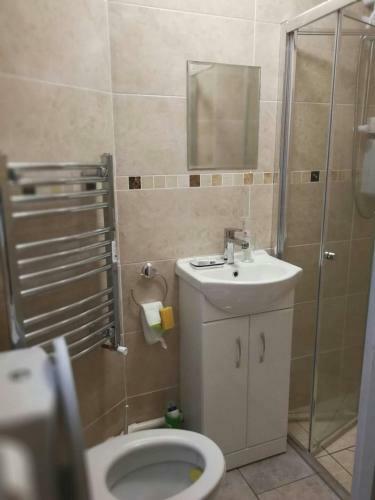 Rest Room Near To Heathrow Airport