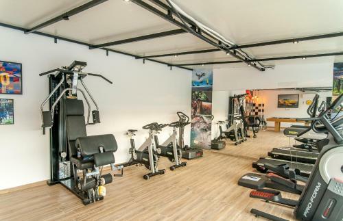 Villa Acqua-jacuzzi-heatable Pool-sauna-gym-snooker